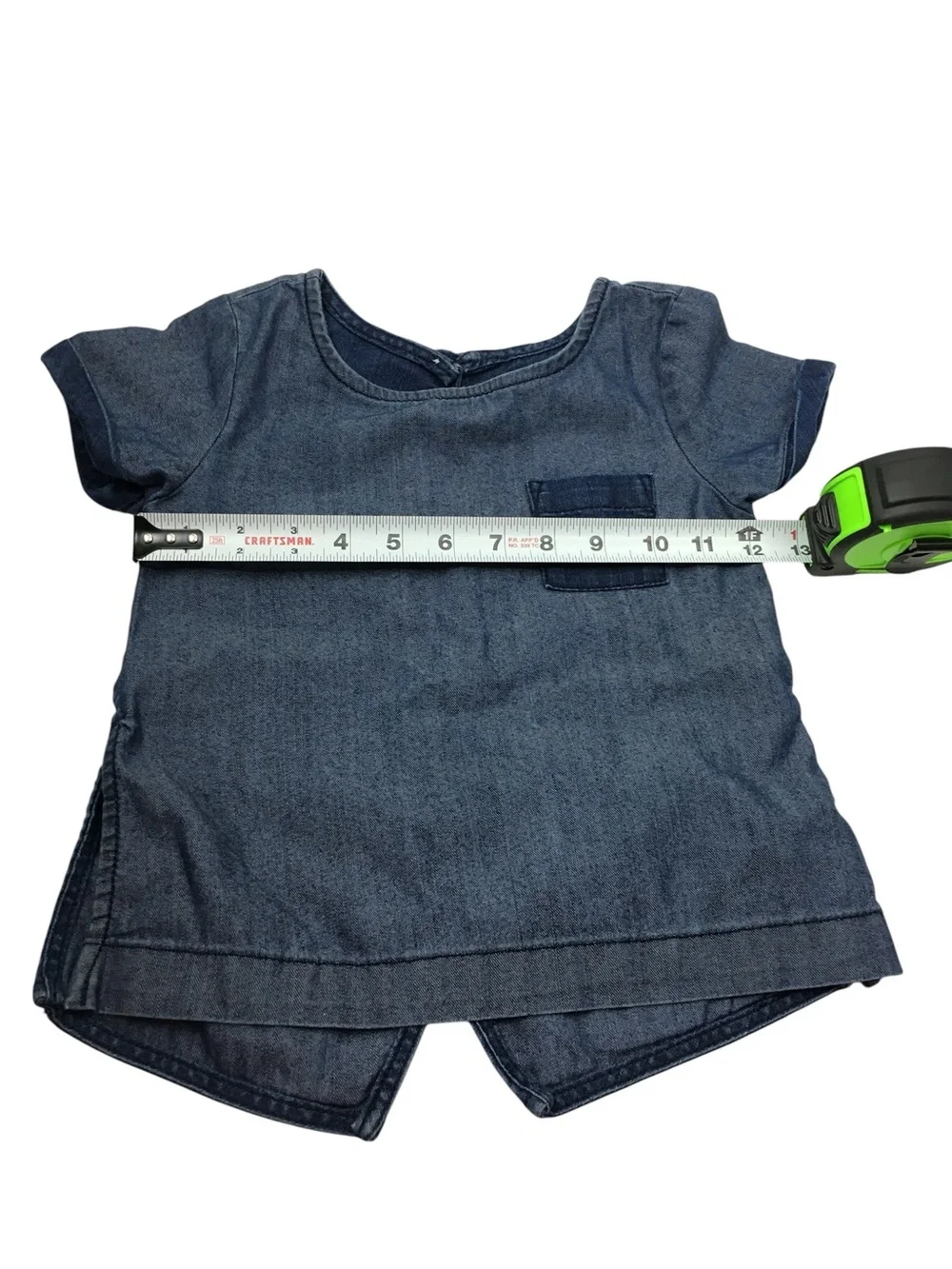 OLD NAVY Kid’s Top Boxy Chambray Two Tone Denim Shirt Pocket Cap Sleeve Size 4T